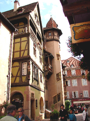 COLMAR - La vieille ville - Photo BERTHEVILLE